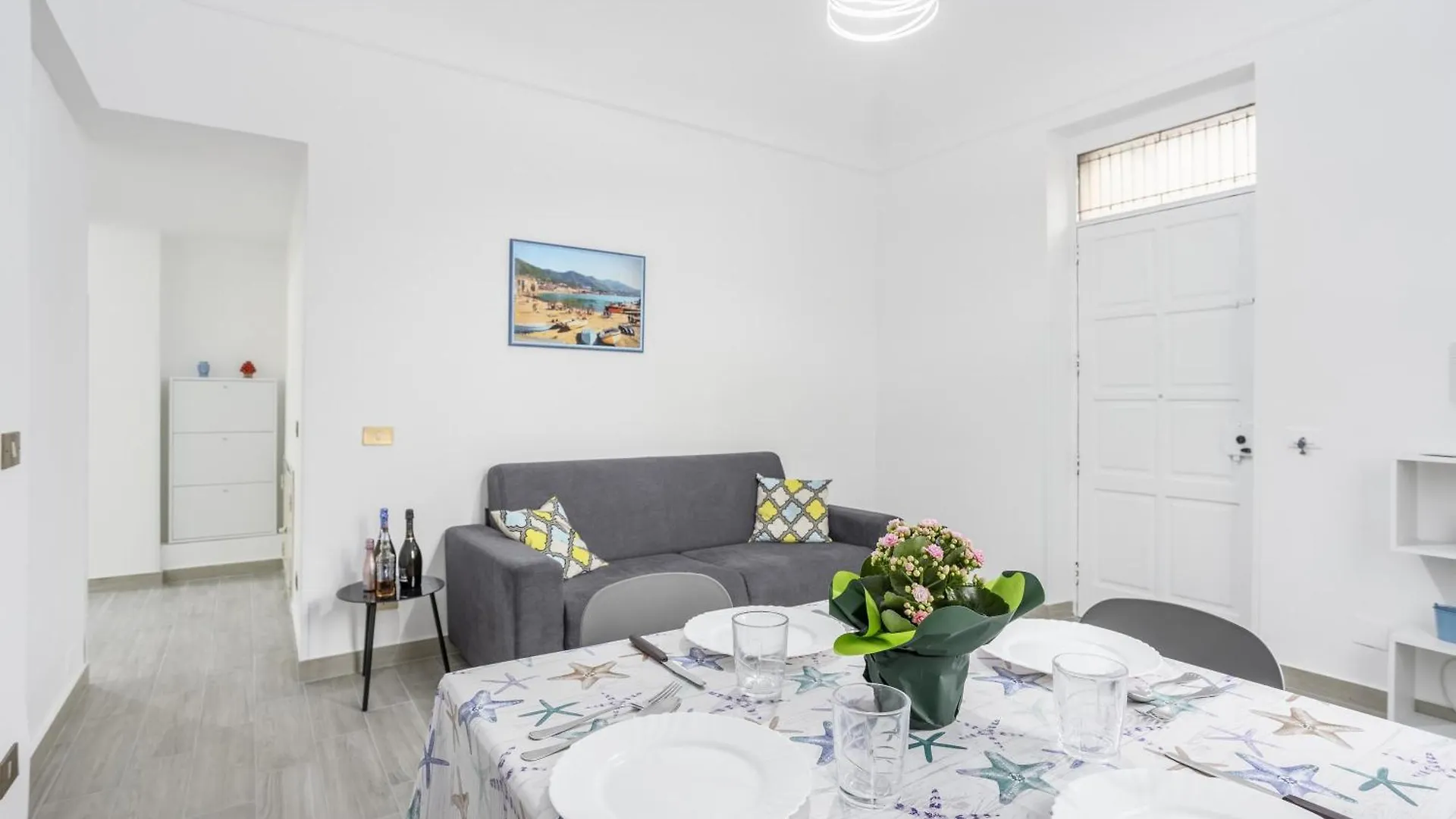 Romagnolo Beach Villa Palermo Holiday home